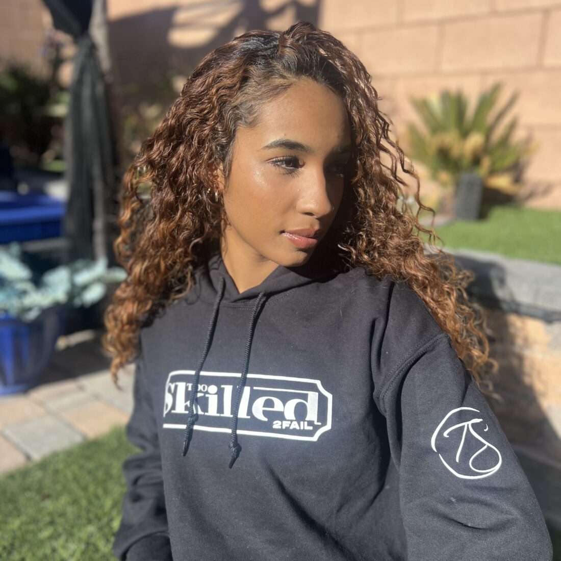 Too Skilled Hoodie – Black & White